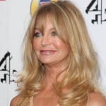 Goldie Hawn Gives Back!